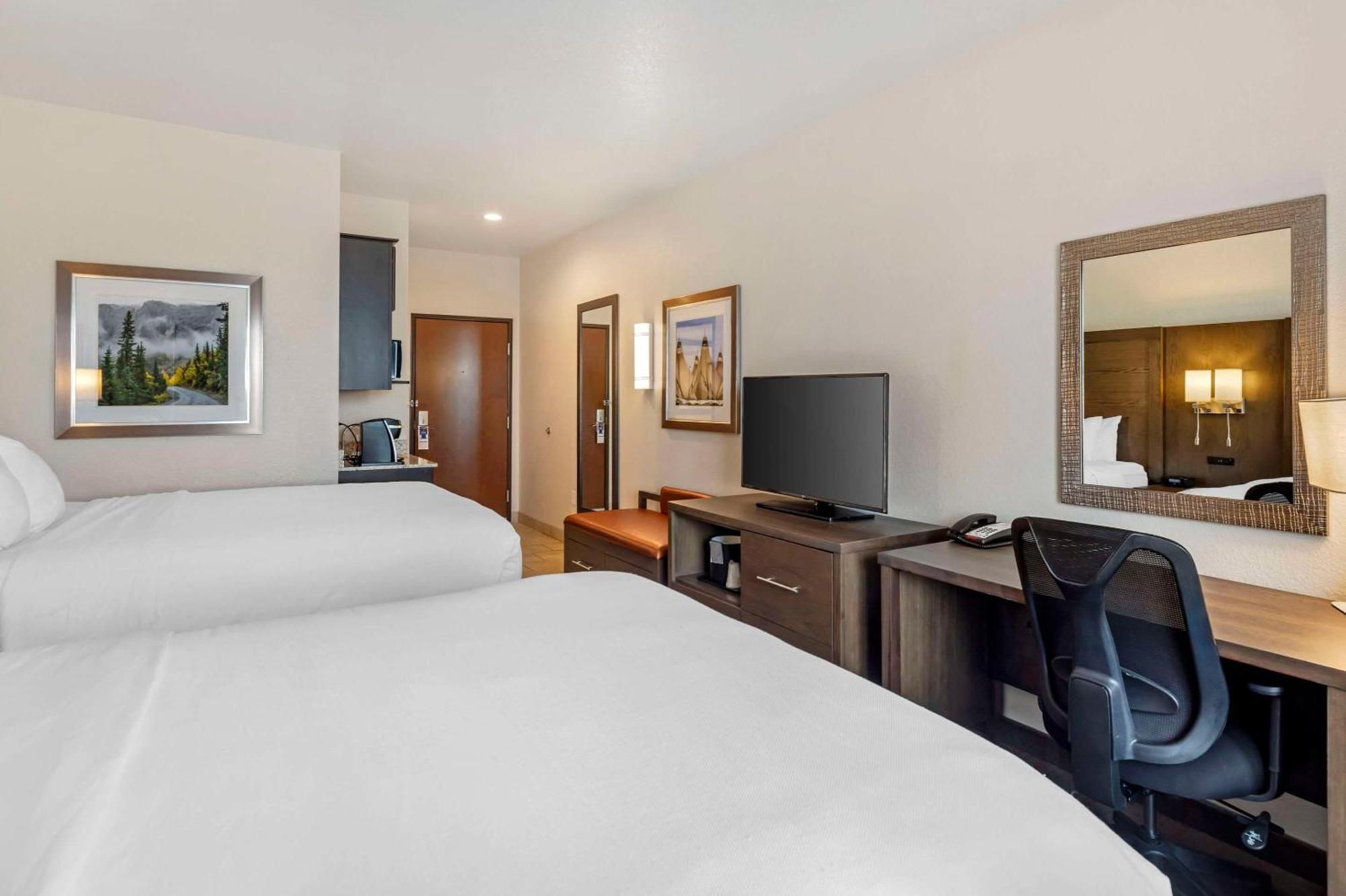 Comfort Inn & Suites Brighton Denver Ne Medical Center Екстериор снимка
